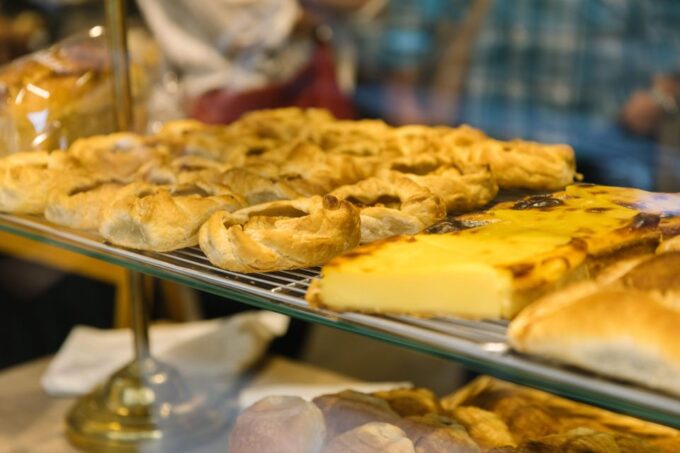 Paris: Food and Wine Tasting Walking Tour in Le Marais - Indulging in Natural Wine Tasting