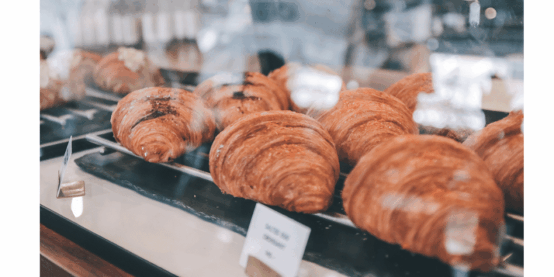 Paris: French Food Tasting Tour in Le Marais - Culinary Experience