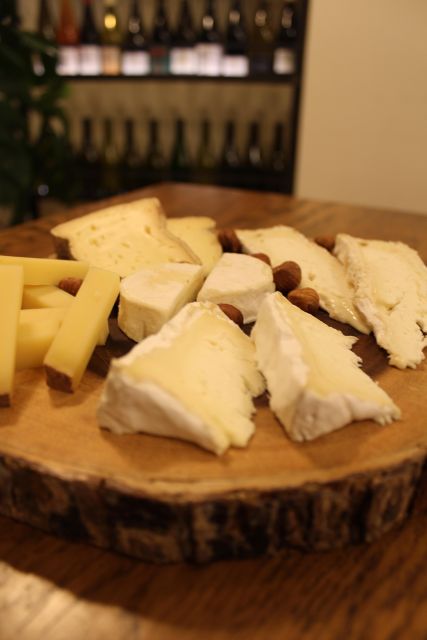 Paris: French Wine and Cheese Guided Tasting - Meet Your Host, Simon