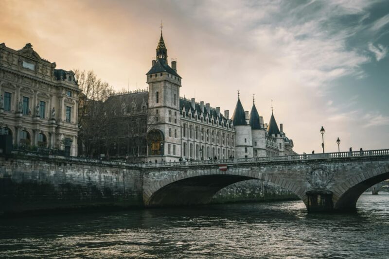 Paris: Ghosts and Dark Stories Guided Walking Tour - Itinerary Highlights