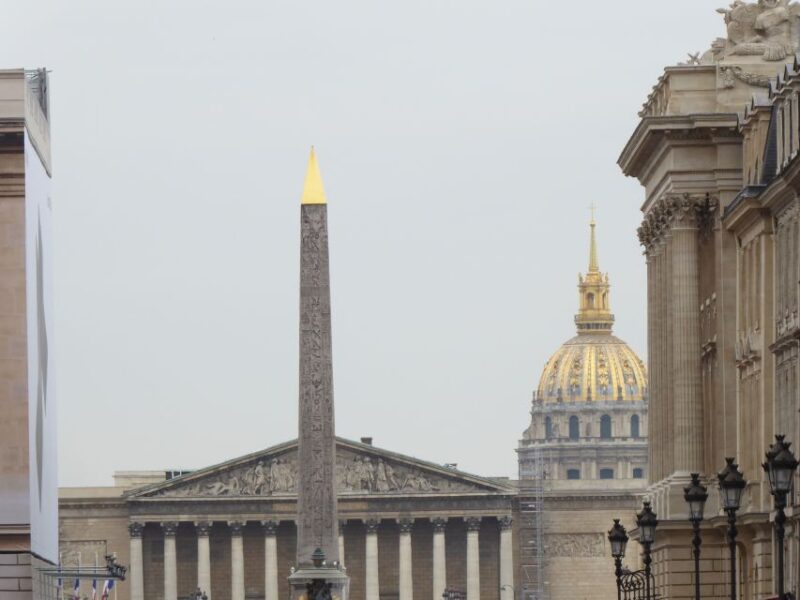 Paris: Guided Outdoor Walking Escape Game - Accommodating Family Needs