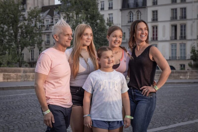 Paris Historic Islands Walk: Seine, Notre Dame & Louvre View - Key Points