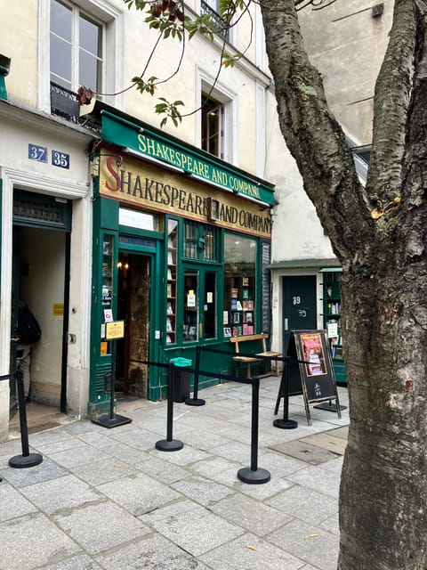 Paris History Walking Tour - Ask Away