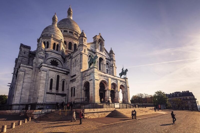 Paris in a Day: Louvre, Eiffel Tower, Notre Dame & Cruise - Navigating the Louvre: Skip-the-Line Access and Guided Tour