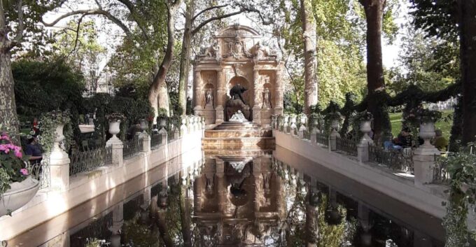 Paris in a Day! Walking Private Sightseeing Tour & Tastings! - Frequently Asked Questions