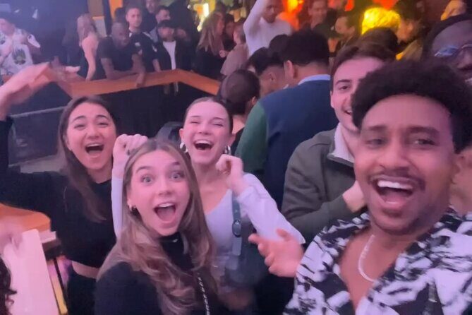 Paris International Pub Crawl with Free Shots & Fun Games - What to Expect on the Tour