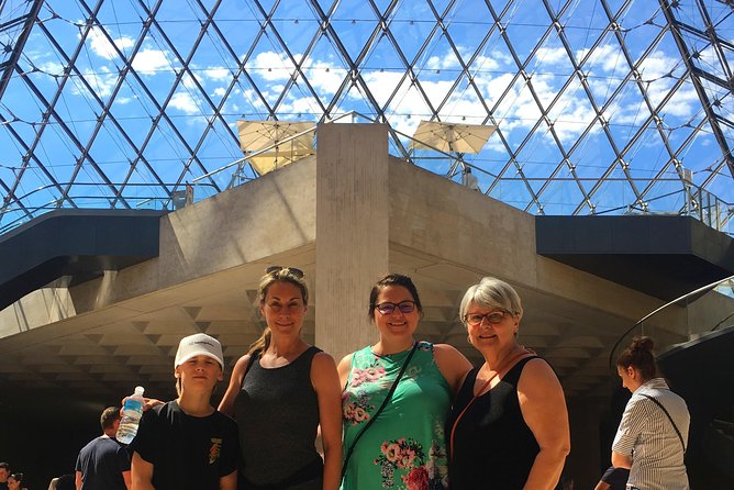 Paris Kids and Families Skip-the-Ticket-Line Private Louvre Tour - Da Vinci Code and Notable Artists