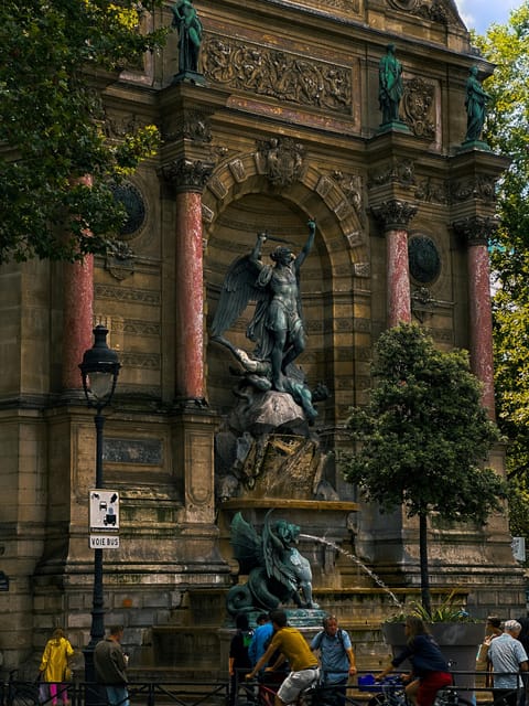 Paris: Latin Quarter Essential Highlights Walking Tour - Itinerary Highlights
