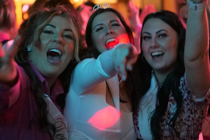 Paris Latin Quarter Pub Crawl Bars and Clubs - Price and Booking Information