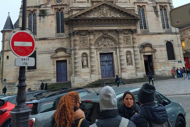 Paris Latin Quarter Walking Tour plus Seine River Cruise Option - FAQ