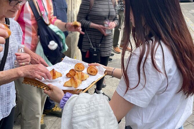 Paris Like a Local: Full-Day Custom Tour with Private Guide - Key Points