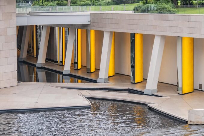 Paris: Louis Vuitton Foundation VIP Experience With Entry - Availability and Booking Details