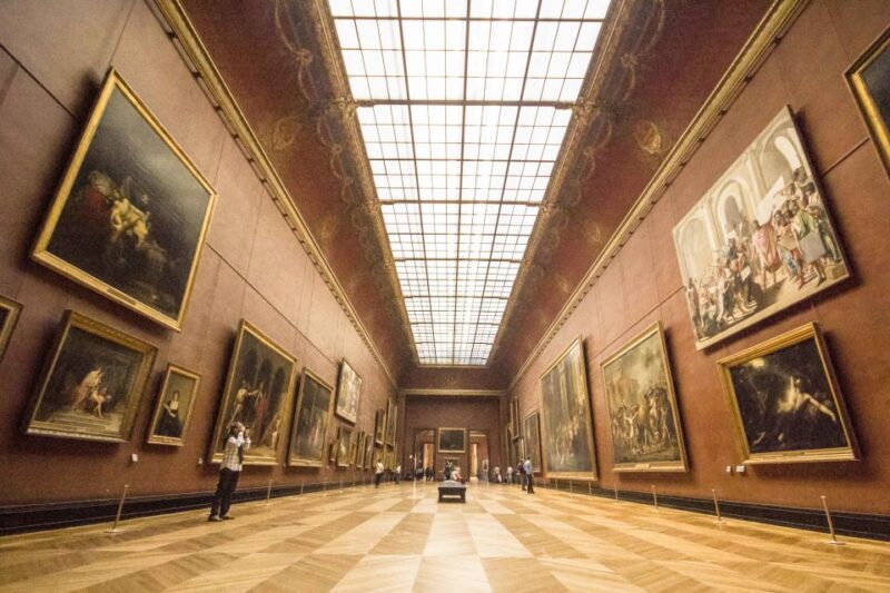 Paris Louvre: 2-Hour Private Tour for Groups or Families - Skip-the-Line Access Benefits