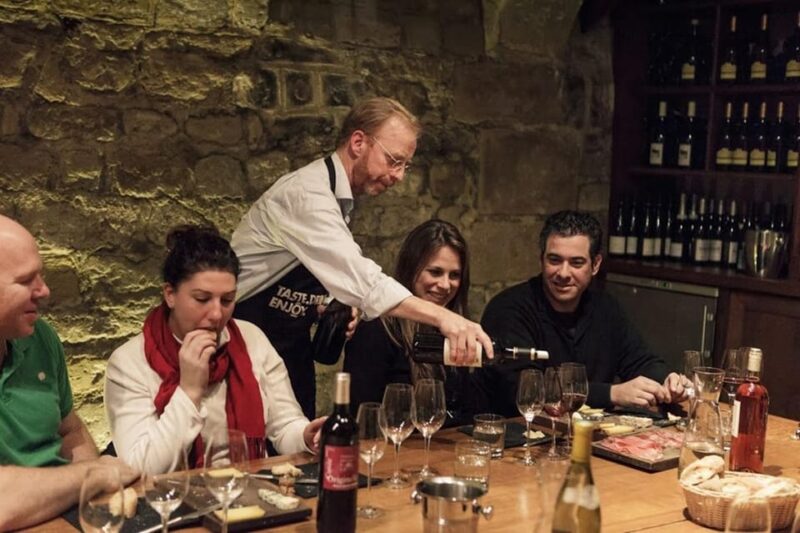 Paris: Louvre Museum Guided Tour With Wine & Cheese Tasting - Participant Restrictions and Dietary Information