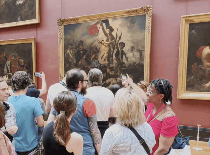 Paris: Louvre Museum Private Tour With Pick-Up From Hotel - Getting to the Louvre