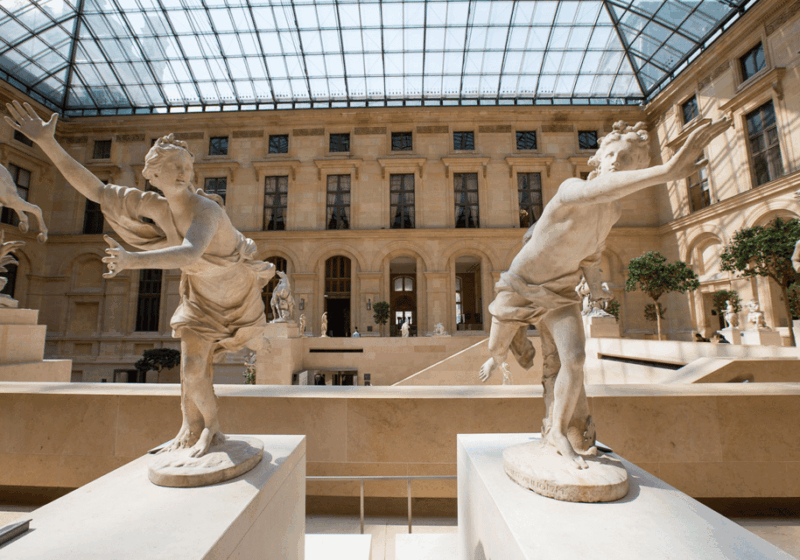 Paris: Louvre Museum Ticket & Exclusive Immersive AudioGuide - Access & Experience