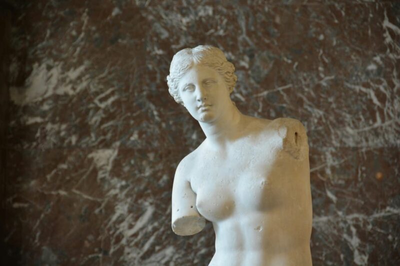 Paris: Louvre Museum Ticket With Masterpieces Audio Guide - Digital Audio Guide