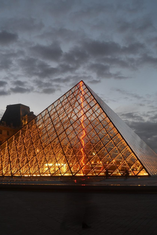 Paris: Louvre Museum Timed Entrance Ticket With Audio Guide - Artworks and Collections