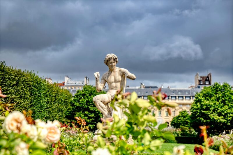 Paris: Louvre Museum Timed Entry Ticket & Pop Culture Tour - Meeting Point and Important Information