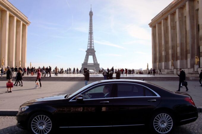 Paris: Luxury Mercedes Transfer to Amsterdam - Pricing Information