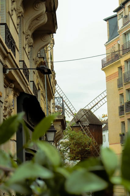 Paris: Magical Montmartre, Without the Crowds. Small Group - Strolling Through the Vignes Du Clos Montmartre