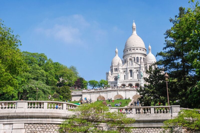 Paris: Montmartre Cheese, Wine & Pastry Guided Walking Tour - Whats Included in the Tour