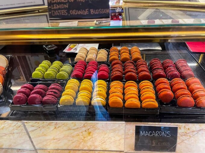 Paris: Montmartre Cheese, Wine & Pastry Guided Walking Tour - Tips for Enjoying Your Tour