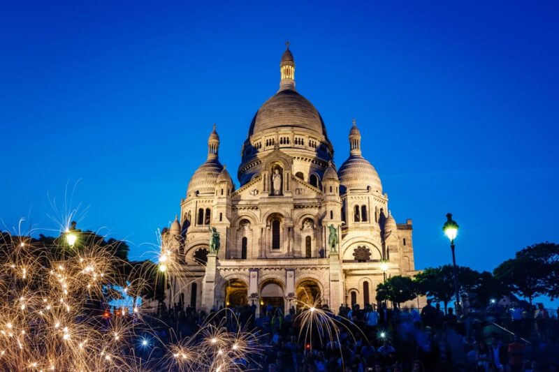 Paris: Montmartre Guided Tour at Night -Limited Tour Series - Key Points