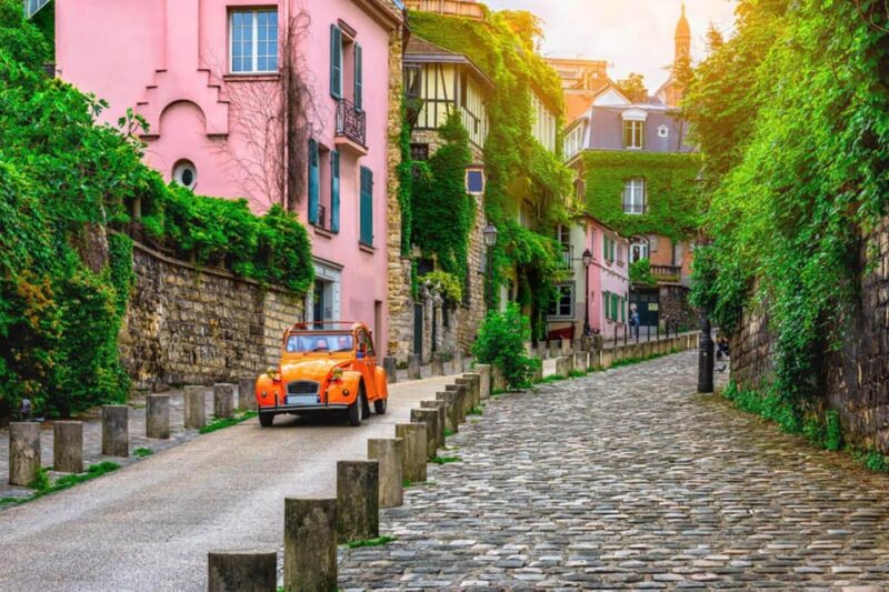 Paris: Montmartre Guided Walking Tour With Sacré-CœUr View - Tour Highlights