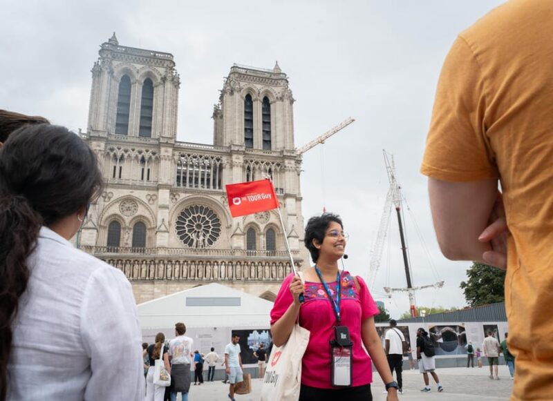 Paris: Montmartre, Latin Quarter, & Louvre Tour With Cruise - Key Points