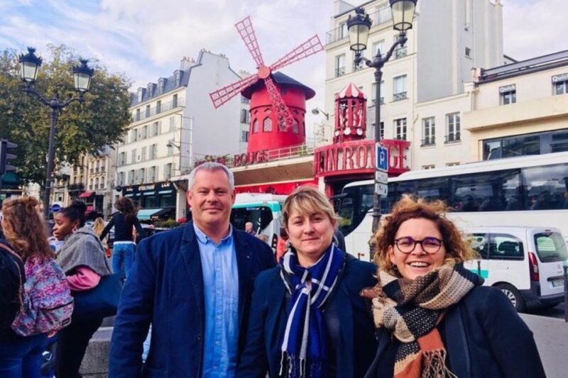 Paris: Most Iconic Monuments Guided Tour by Tuk Tuk - Transportation and Experience