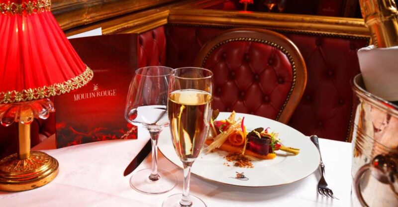 Paris: Moulin Rouge Dinner Show, Champagne, and Transport - Key Points