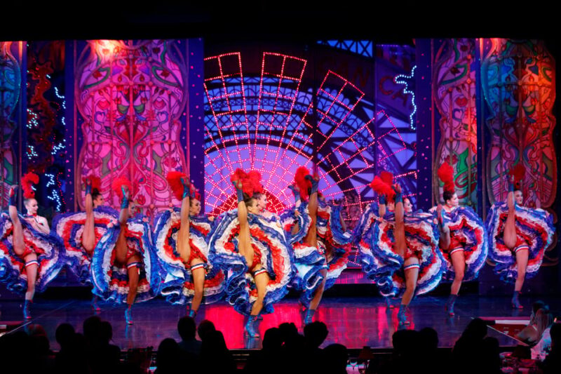 Paris: Moulin Rouge Show With Champagne and Drop-Off Service - Champagne Included