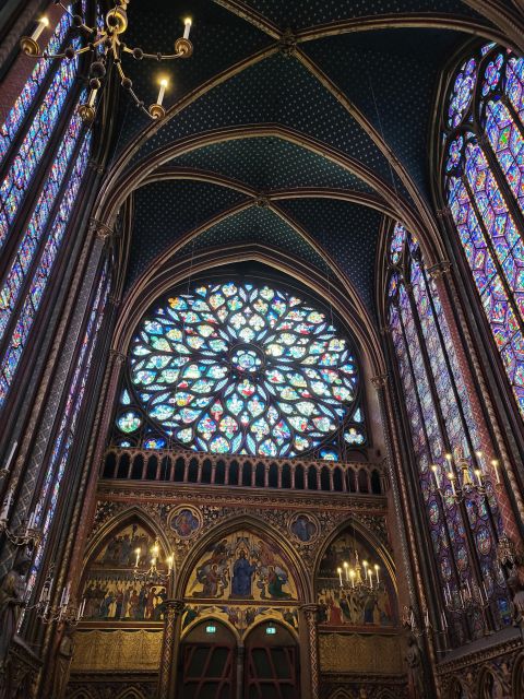 Paris: Notre Dame Exterior Walking Tour With Sainte Chapelle - Key Points