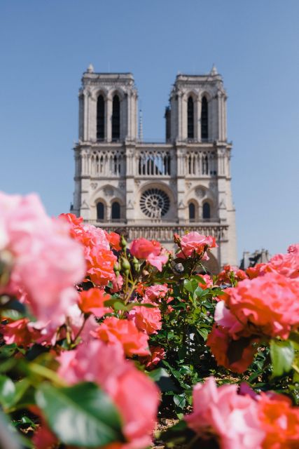 Paris: Notre Dame Exterior Walking Tour With Sainte Chapelle - Tour Itinerary