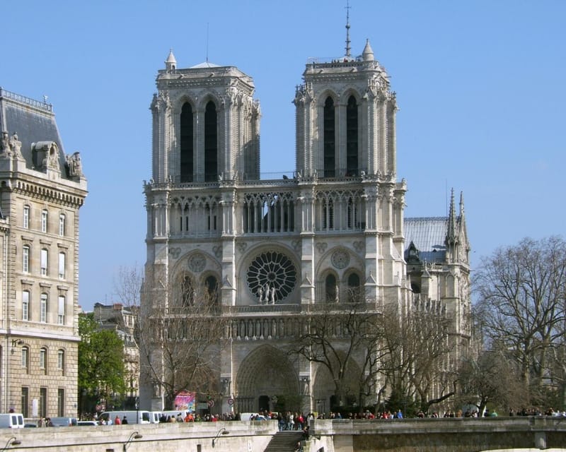 Paris: Notre Dame Outdoor Tour With Sainte-Chapelle / Crypt. - Key Points
