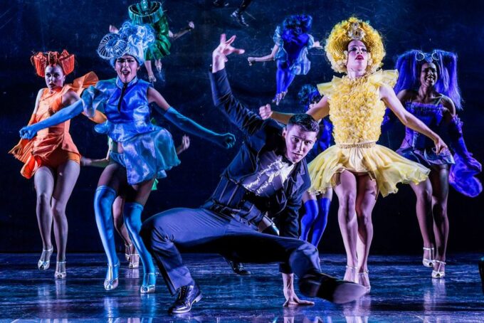 Paris: Paradis Latin Cabaret Show for Guests Aged 25 & Under - Customer Ratings and Feedback