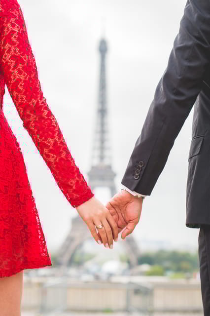 Paris Photo Experience - What to Bring and Wear