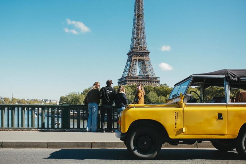 Paris Photo Shoot, Love and Family - Tailored Experience for Couples and Groups