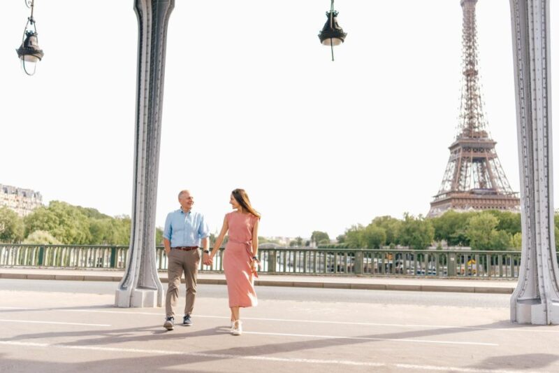 Paris: Photo Shoot With a Private Travel Photographer - Key Points