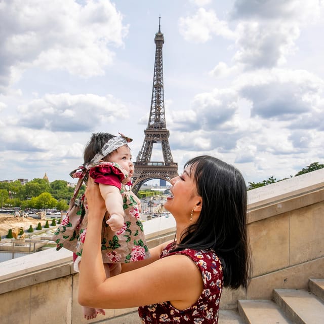 Paris: Photoshoot Around Eiffel Tower With 55 Edited Photos - Capturing Memorable Moments