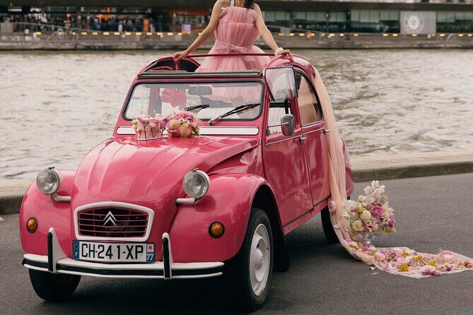 Paris Pink Tour by Night with Champagne - Who Should Consider This Tour?