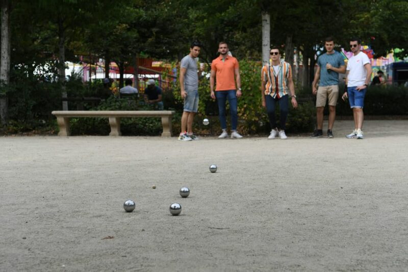 Paris: Pre-Dinner Drinks With Petanque Game (Bocce Ball) - Key Points