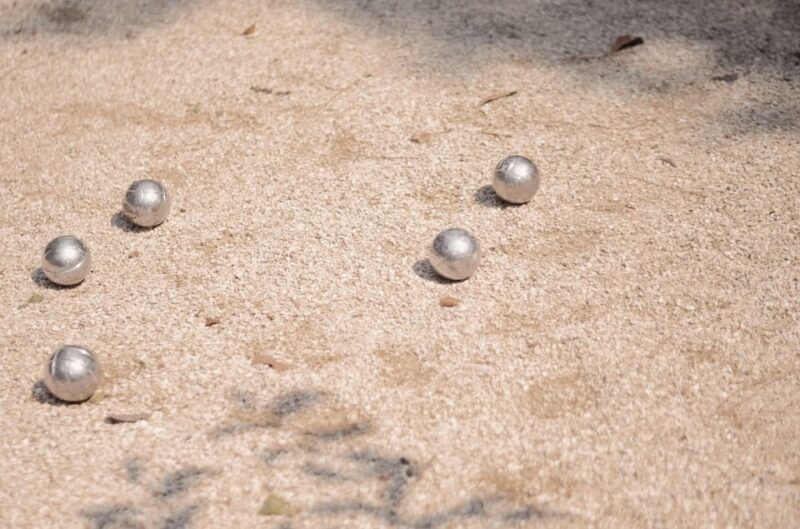 Paris: Pre-Dinner Drinks With Petanque Game (Bocce Ball) - Meeting Point and Location