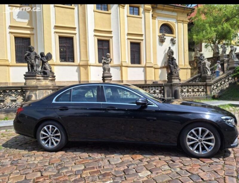 Paris: Private Chauffeur Transfer Service - Customer Testimonials