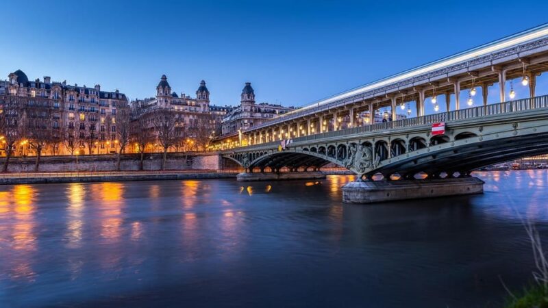 Paris: Private Customized 2-Hour Walking Tour With a Local - Customizing the Tour to Your Pace