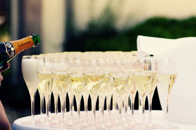 Paris: Private Day Trip to Champagne With 8 Tastings & Lunch - Highlights of the Champagne Experience