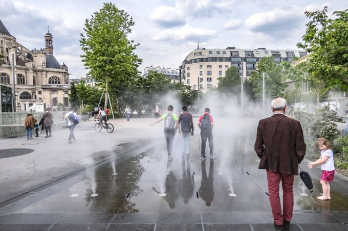 Paris: Private Family Tour, Highlights and Museum Visit - Booking and Cancellation Policy