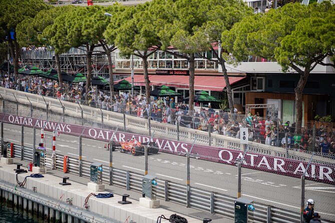 Paris Private Guided Professional Photoshoot - Pricing and Value: Is it Worth It?