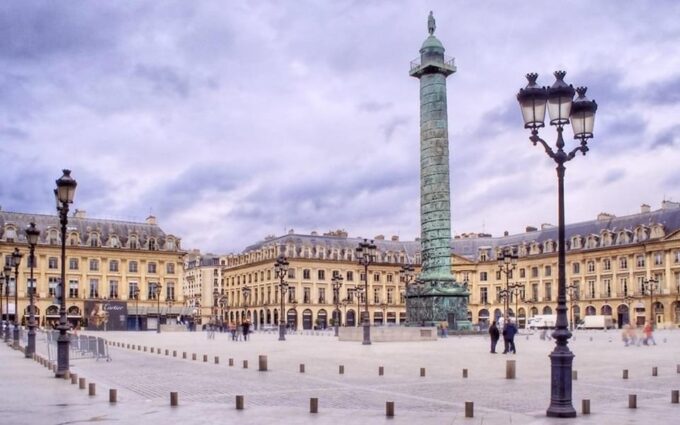 Paris: Private Layover Tour With Airport Pickup & Dropoff - Frequently Asked Questions